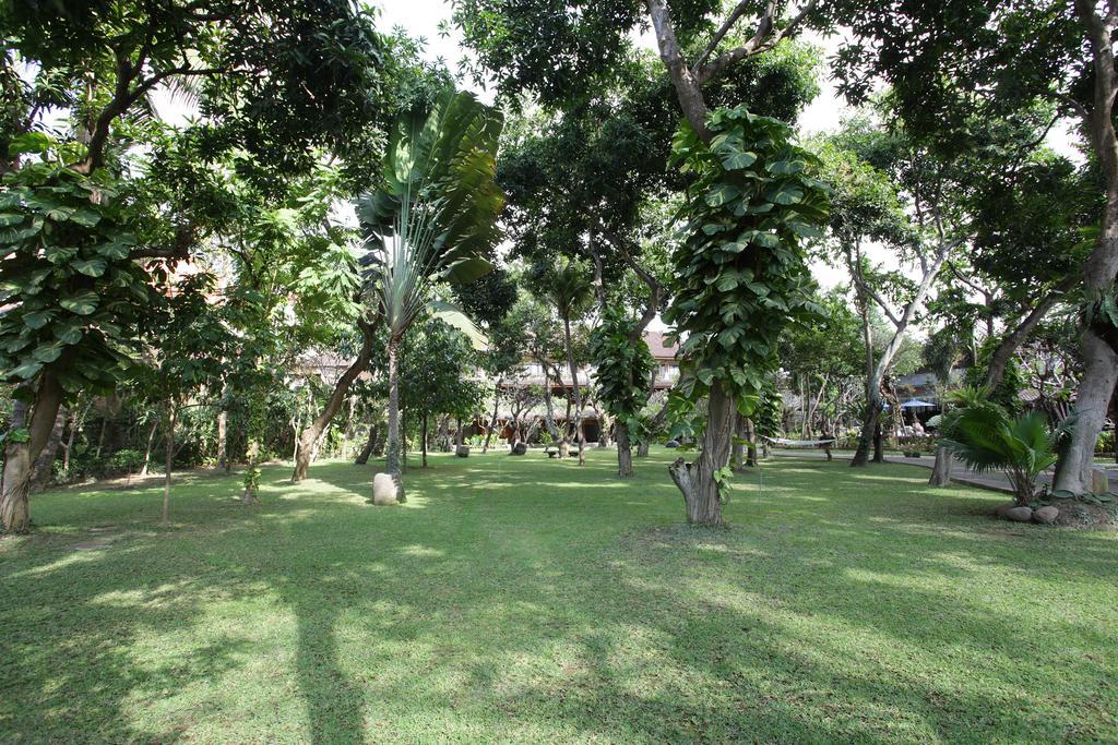 Matahari Inn Legian Exterior photo